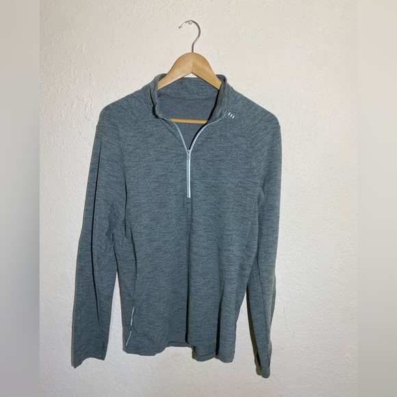 Lululemon‎ Men Surge Metallic Green Quarter Zip Sweater ( M )